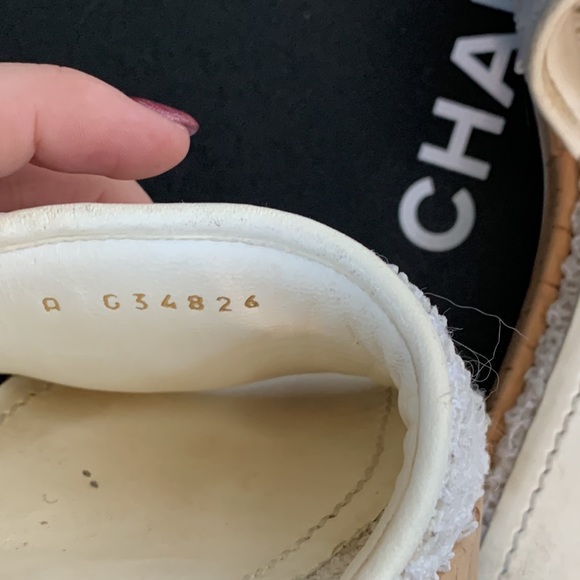 CHANEL 21C White Tweed Chain Logo Mules Sandals Slides EU 37 B US 7 - Picture 7 of 14